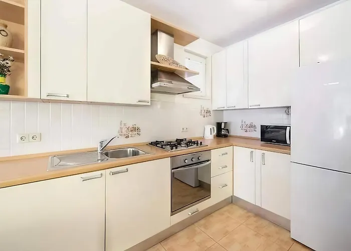 Vesna * Opuzen (Dubrovnik-Neretva)